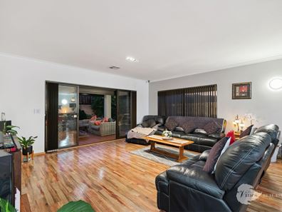 8 Stott Way, Ellenbrook WA 6069