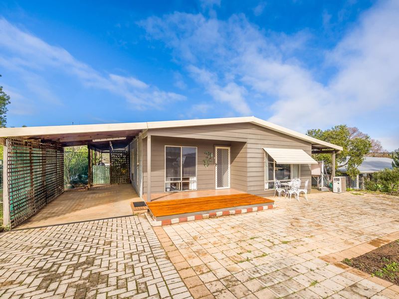 4 Mastalerz Retreat, Toodyay WA 6566