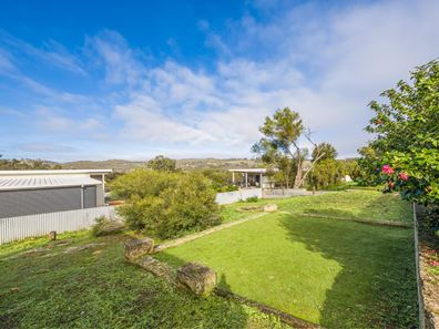 4 Mastalerz Retreat, Toodyay WA 6566
