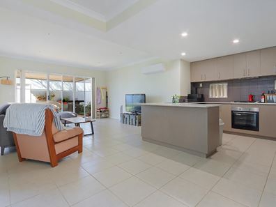 52 Waterfront Parkway, Shoalwater WA 6169