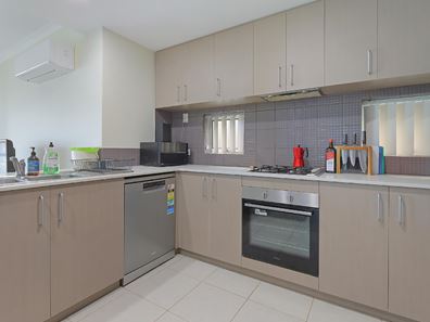 52 Waterfront Parkway, Shoalwater WA 6169