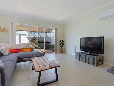 52 Waterfront Parkway, Shoalwater WA 6169