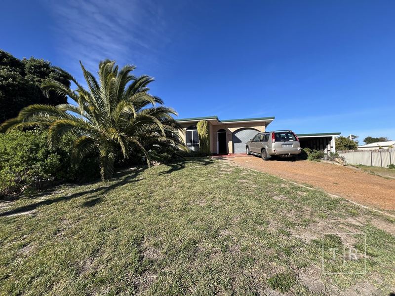 100 Burton Road, Castletown WA 6450
