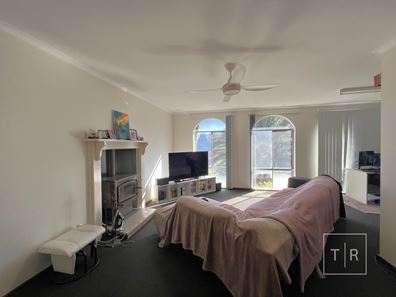 100 Burton Road, Castletown WA 6450
