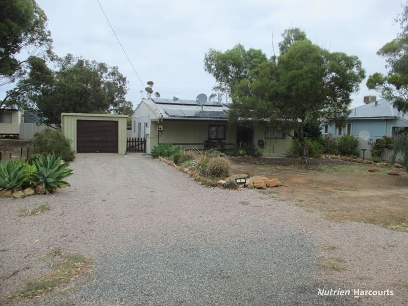 5 Arthur Street, Varley