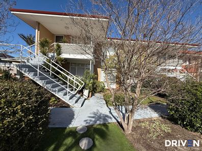 1/144 Melville Parade, Como WA 6152