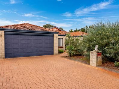 24 MIDSUMMER CIRCLE, Pinjarra WA 6208