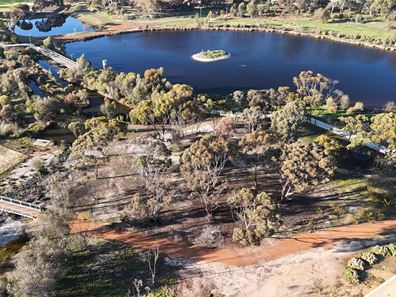 15 Kaatanup  Loop, Katanning WA 6317