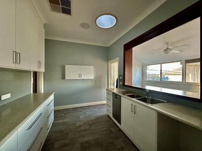 14 Leonora  Street, Wagin WA 6315