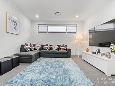 6 Jumilla Way, Caversham WA 6055
