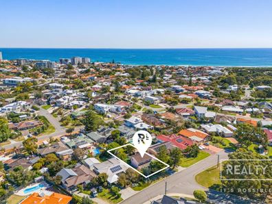 15 Whitley Crescent, Karrinyup WA 6018