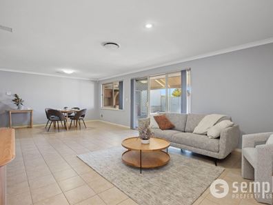 12 Mainsail Terrace, Yangebup WA 6164