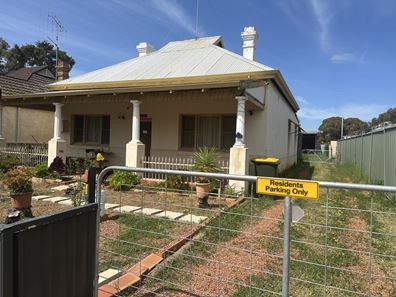 6 Claude  Street, Katanning WA 6317