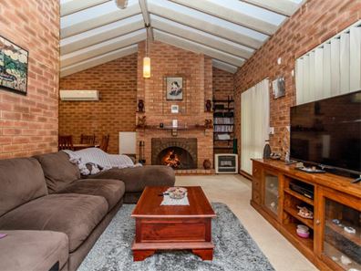 37 Durack Crescent, Gosnells WA 6110