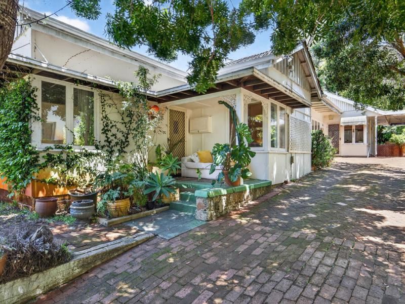 205 The Esplanade, Mount Pleasant