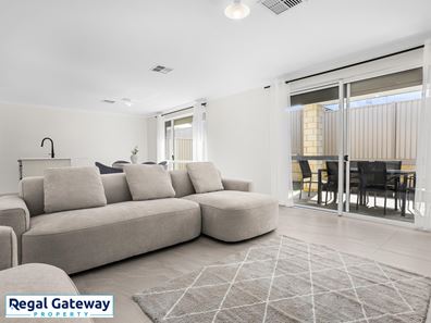 122 Quartermaine Boulevard, Mandogalup WA 6167