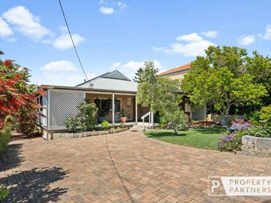 30 Nola Avenue, Scarborough WA 6019