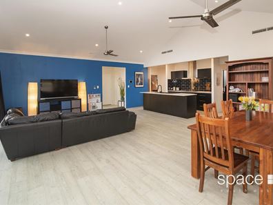 27 Greenwood Avenue, Margaret River WA 6285