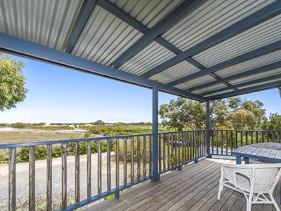 142 Indiana Crescent, Karakin WA 6044
