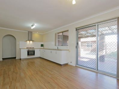58C Ross Street, Cloverdale WA 6105
