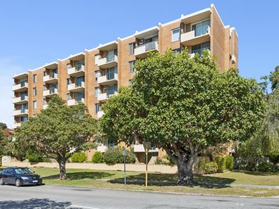18/80 King George Street, Victoria Park WA 6100