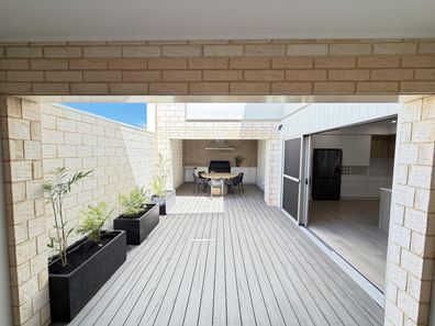 4 Dugong Close, Exmouth WA 6707