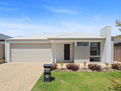 26 Redwood Avenue, Karnup WA 6176