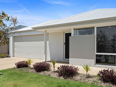 26 Redwood Avenue, Karnup WA 6176