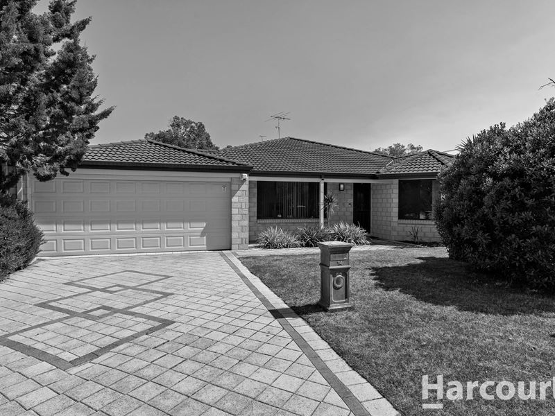 14 Chatsworth Drive, Erskine