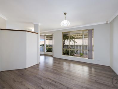 1/5 Fulmar Place, Halls Head WA 6210