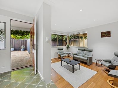 13A Craigie Crescent, Manning WA 6152