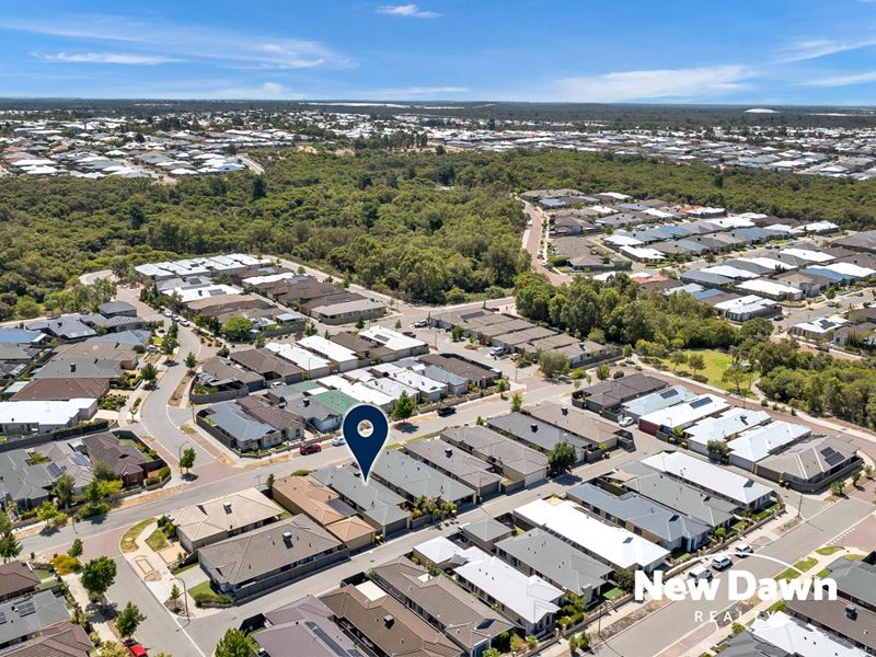 18 Cochrane Loop, Aveley WA 6069