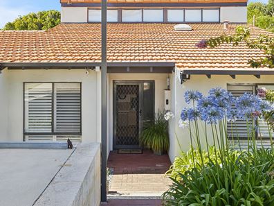 81 Clontarf Street, Sorrento WA 6020