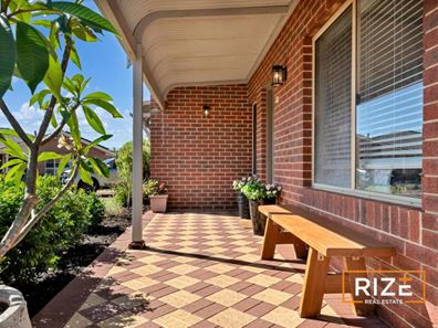 12 Yatala Close, Currambine WA 6028