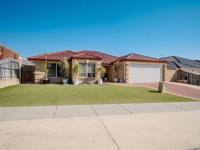 11 Rainham Avenue, Mindarie WA 6030