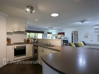 2 Clarke Court, Castletown WA 6450