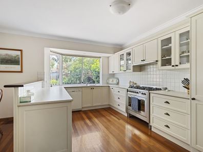 12 Blackdown Way, Karrinyup WA 6018