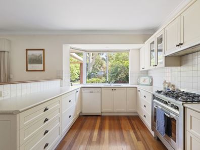 12 Blackdown Way, Karrinyup WA 6018