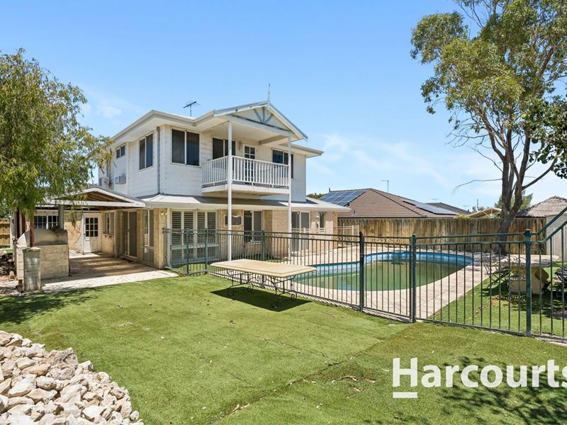 12 Mintaro Parade, Quinns Rocks WA 6030