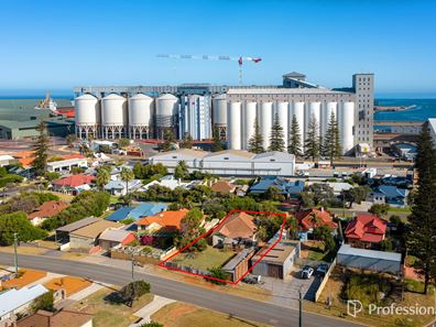 5 Duboulay Street, Geraldton WA 6530