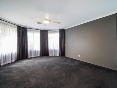 16 Mintaro Parade, Quinns Rocks WA 6030