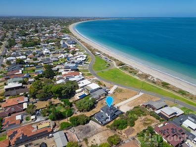 68A Warnbro Beach Road, Waikiki WA 6169