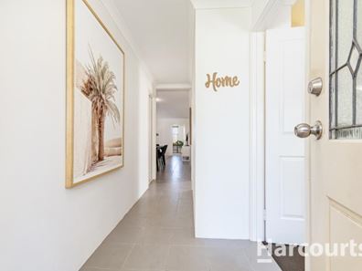 15 Hollywood Heights, Clarkson WA 6030