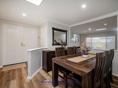 36 Mallina Circuit, Carramar WA 6031