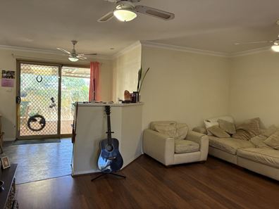 2/2 Egan Street, Armadale WA 6112