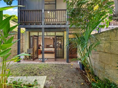 106 Kitchener Street, Trigg WA 6029