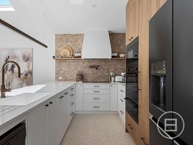 8C Delaware Place, Kallaroo WA 6025