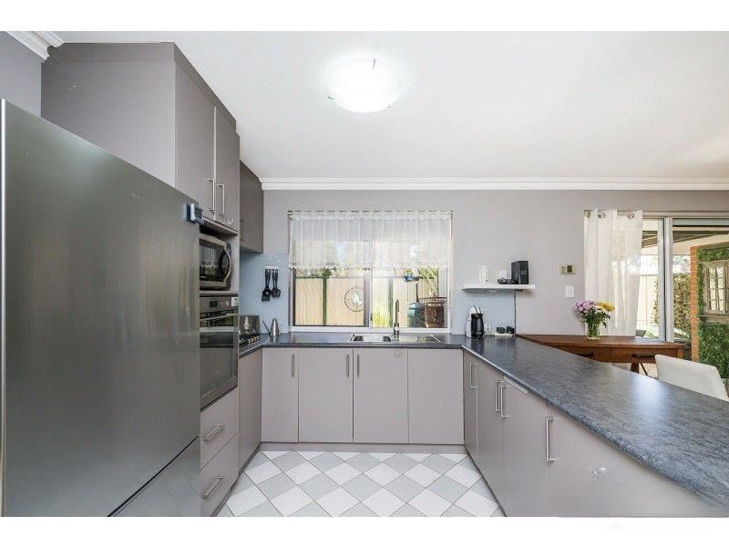 8/2 Glennis Close, Gosnells WA 6110