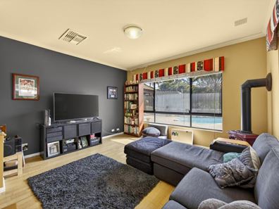 41 Cantrell Circuit, Landsdale WA 6065