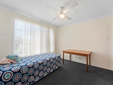13 Dundee Close, Warnbro WA 6169